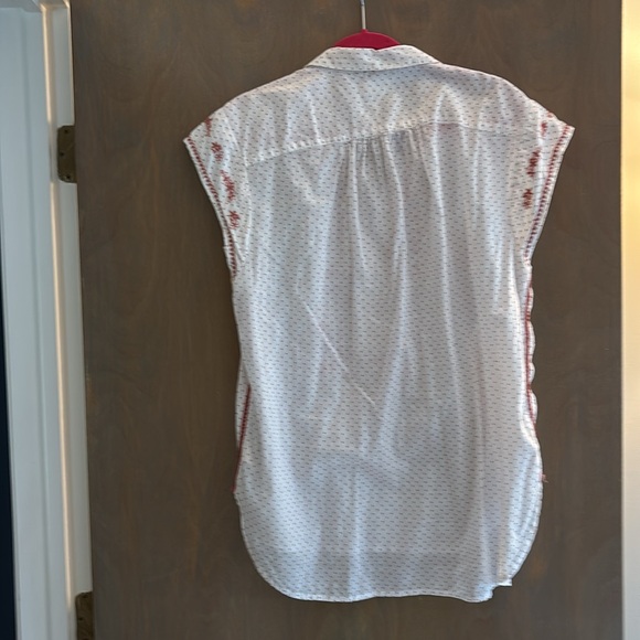 Anthropologie Maeve Cream embroidered Cap Sleeve Blouse - Picture 3 of 3